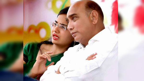  फेसबुक पर डालकर बताएंगी हकीकत