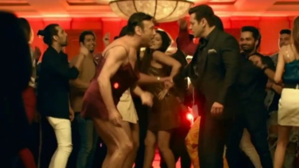 दिशा पटानी की शॉर्ट ड्रेस में नजर आए जैकी श्रॉफ