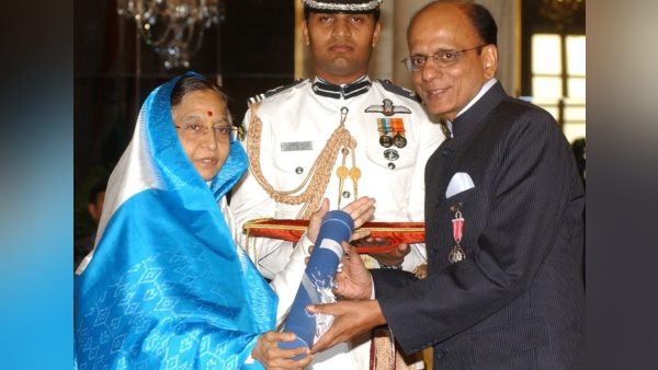 डॉ. बीसी रॉय सम्मान और पद्मश्री से किया गया था सम्मानित