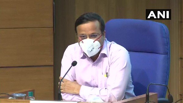 ब्लैक फंगस की दवा को लेकर सरकार ने किया बड़ा ऐलान, बताया किन 6 राज्यों में कोरोना से हो रही है ज्यादा मौतें ब्लैक फंगस की दवा को लेकर सरकार ने किया बड़ा ऐलान, बताया किन 6 राज्यों में कोरोना से हो रही है ज्यादा मौतें