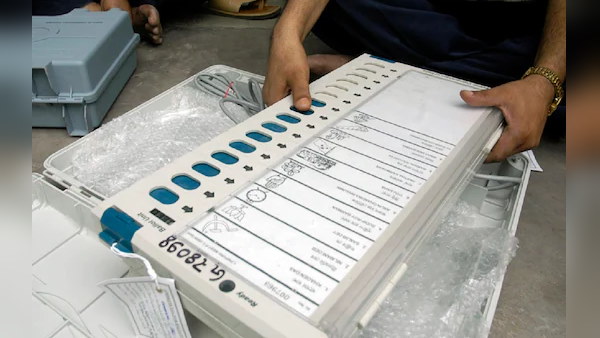 Damoh by Election Results 2021: Congress candidate Ajay Tandon Vs BJP Rahul Singh Lodhi