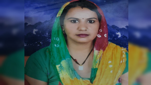 धारदार हथियार से 2-3 वार किए