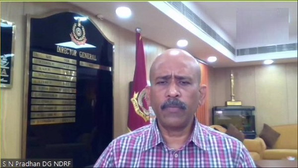 Gujarat CM Vijay Rupani high-level review meeting on cyclone situation and rainfall conditions , know what he says on tauktae effect Gujarat CM Vijay Rupani high-level review meeting on cyclone situation and rainfall conditions , know what he says on tauktae effect