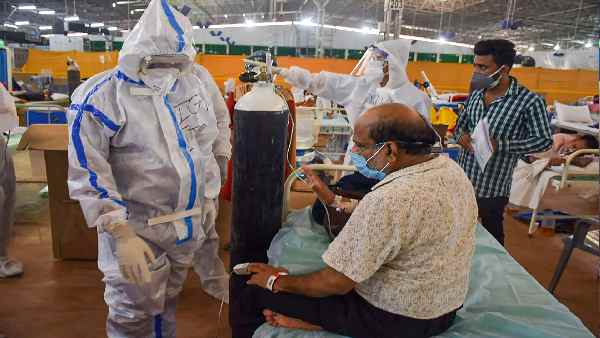 कई मरीजों को दी जा रही है ब्लड थिनर लेने की सलाह कई मरीजों को दी जा रही है ब्लड थिनर लेने की सलाह