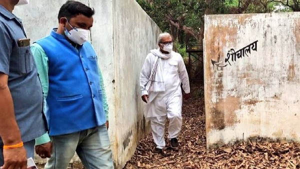  कुंज बिहारी कोविड सेंटर का था शौचालय