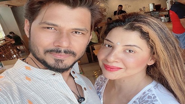 ''तुम सामने वालों से पैसा खा रहे हो...तुम्हारी ऐसी की तैसी''