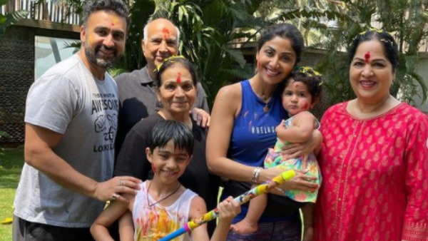 सभी अपने कमरे में आइसोलेट