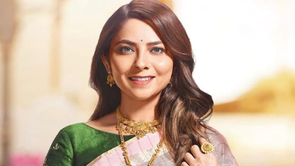 छत से घुसा हमलावर छत से घुसा हमलावर