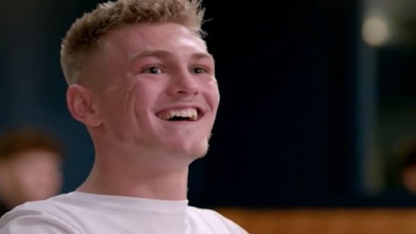 माता-पिता हुए अलग