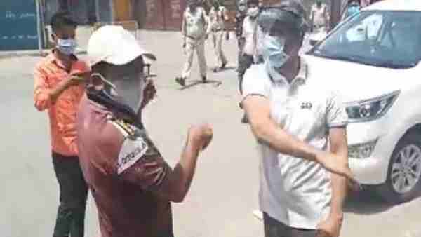 कोरोना कर्फ्यू का पालन करने सड़क पर उतरे थे कलेक्टर