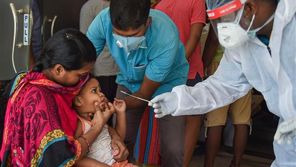 महाराष्ट्र के स्वास्थ्य मंत्री राजेश टोपे ने दी जानकारी महाराष्ट्र के स्वास्थ्य मंत्री राजेश टोपे ने दी जानकारी
