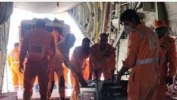 आइए चक्रवात के बारे में जानते हैं अब तक के 10 बड़े अपडेट 