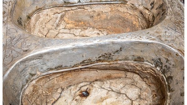 पत्थर पर रखा था पैर पत्थर पर रखा था पैर