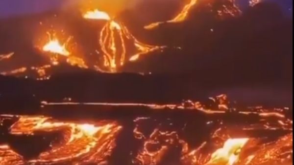 ज्वालामुखी का विकास