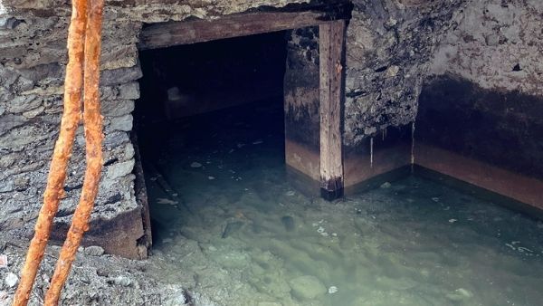 गांव का नाम है कुरोन