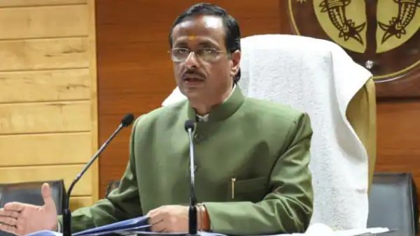 Schools in UP cannot hike fees this year yogi government issues order Schools in UP cannot hike fees this year yogi government issues order