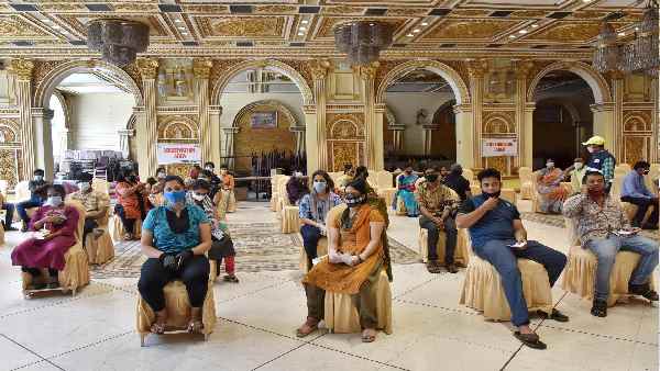 तीसरी लहर के लिए रहें सावधान! तीसरी लहर के लिए रहें सावधान!