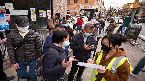 'जीवन और आजीविका दोनों को बचाना है'