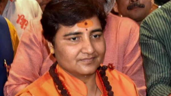 प्रज्ञा के ट्वीट पर सोशल मीडिया पर प्रतिक्रिया