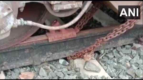 टिकट का पैसा यात्रियों को रिफंड किया जाएगा-रेलवे