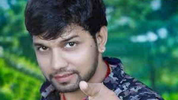 अक्षरा सिंह ने फेसबुक पर लिखा पोस्ट