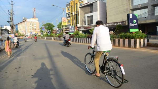 देश में तीन लाख से ज्यादा जान ले चुका है कोरोना देश में तीन लाख से ज्यादा जान ले चुका है कोरोना