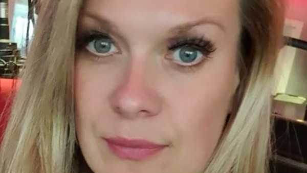 ट्रेनर ने कहा नॉर्मल फोटो, गेमा ने क्लिक कर ली मादक तस्वीरें ट्रेनर ने कहा नॉर्मल फोटो, गेमा ने क्लिक कर ली मादक तस्वीरें