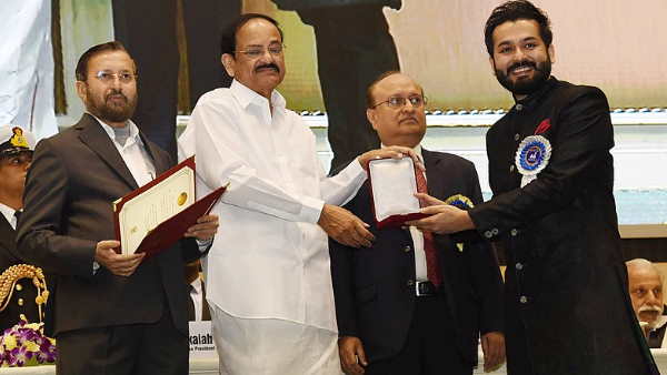 इन फिल्मों के लिए लिखे डायलॉग