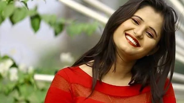 जानिए अंजलि राघव के बारे में जानिए अंजलि राघव के बारे में