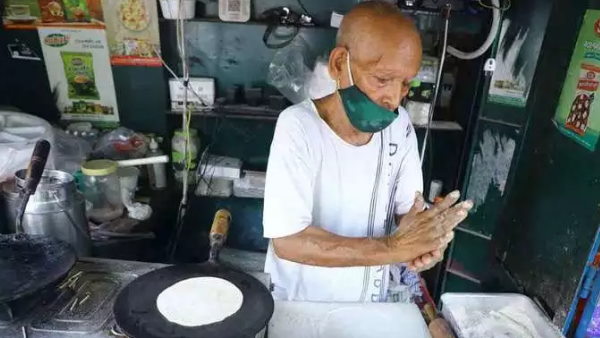 'लोग फोन पर गालियां दे रहे थे' 'लोग फोन पर गालियां दे रहे थे'