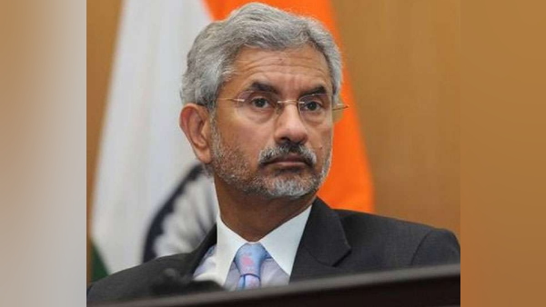 आठ साल से बहरीन में रह रहे हैं खालिद