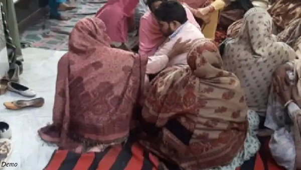 20 दिन बाद ठीक होकर घर लौटा 20 दिन बाद ठीक होकर घर लौटा