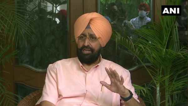 कैप्टन पर भी दबाव बनाने की कोशिश