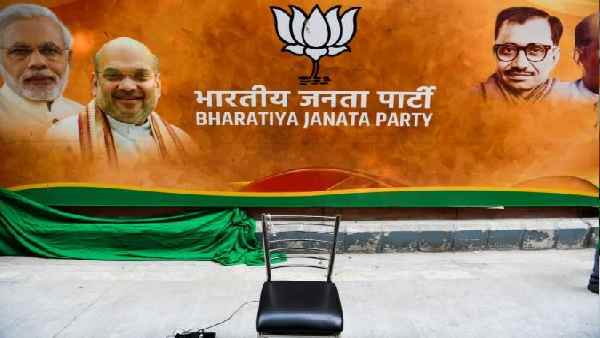 'बंदोपाध्याय पर कार्रवाई से युवा नाकुश'