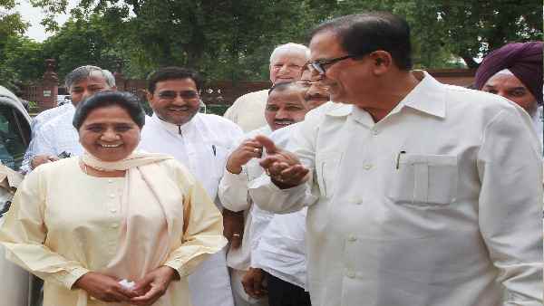 बसपा में बगावत के पीछे सतीश चंद्र मिश्रा हैं वजह ?