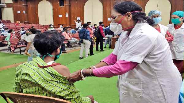 क्या थर्ड फेज ट्रायल से पहले एडवांस पमेंट सही है ?