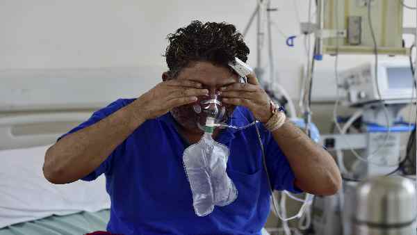 महाराष्ट्र और केरल में अभी भी ज्यादा केस महाराष्ट्र और केरल में अभी भी ज्यादा केस