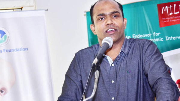 21 परीक्षाएं पास की, चपरासी से शुरुआत 