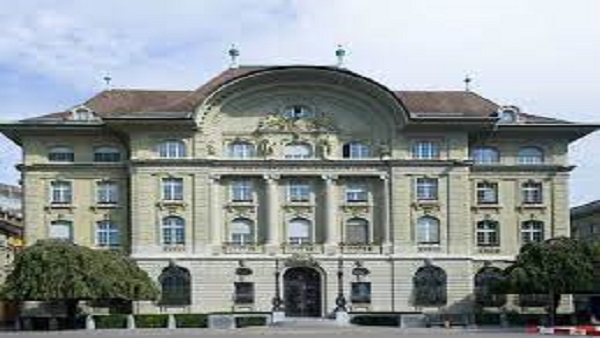 किसका पैसा, स्पष्ट नहीं