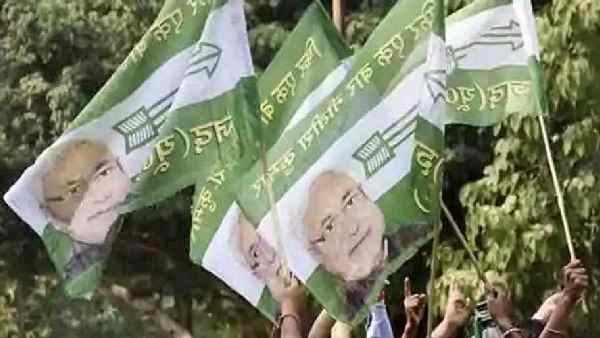 'कांग्रेस के 3 विधायकों का और इंतजार'