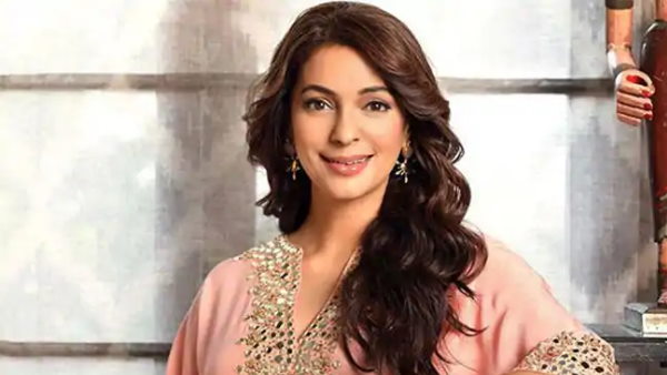 जूही चावला ने 90 के दशक में बॉलीवुड पर राज किया