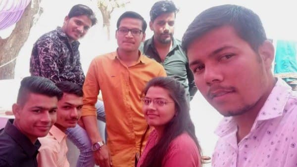 फेसबुक सिक्योरिटी सेंटर को भेजा मैसेज फेसबुक सिक्योरिटी सेंटर को भेजा मैसेज