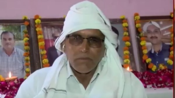 एक-एक करके परिवार के आठ सदस्यों की मौत एक-एक करके परिवार के आठ सदस्यों की मौत