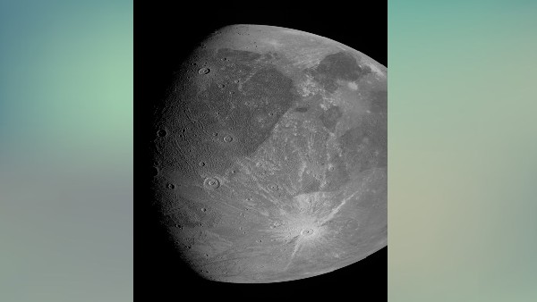 जुपिटर का सब से बड़ा उपग्रह गैनीमीड 