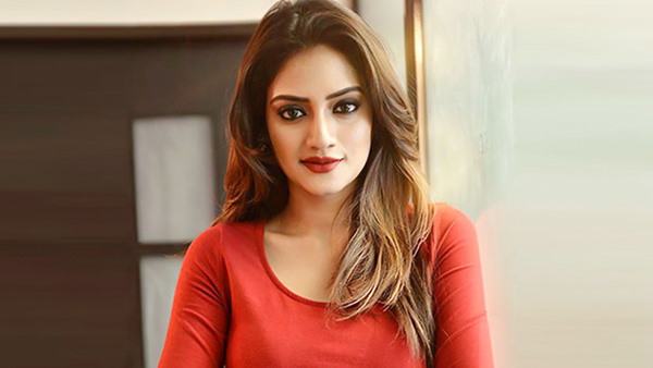 नुसरत जहां ने शेयर की तस्वीरें