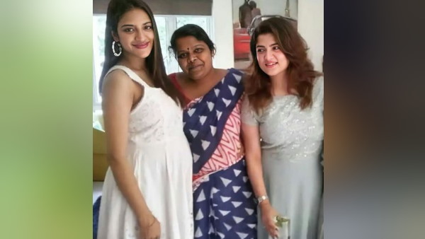 इस फोटो से हुई प्रेग्नेंसी की पुष्टि