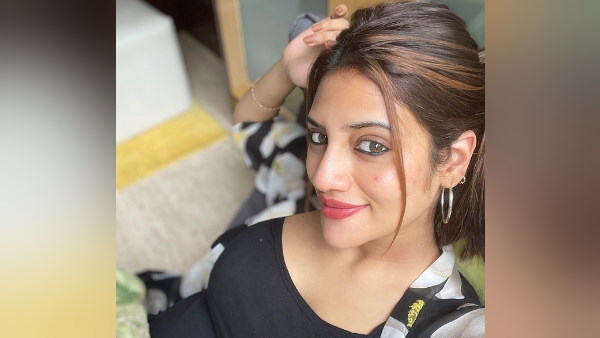 नुसरत के पास है इतने करोड़ की संपत्ति