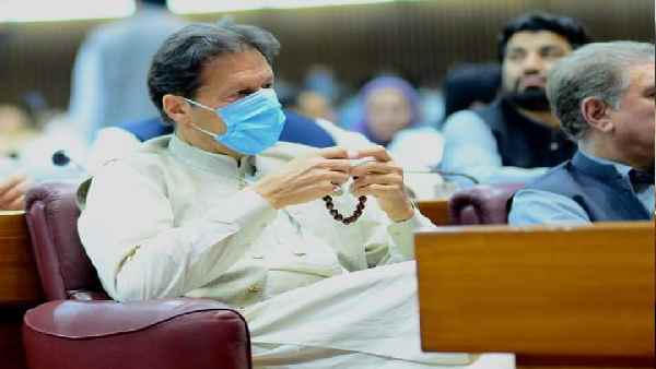 इस्लाम के मूल निषेधों के उल्लंघन का आरोप