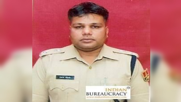  आईएएस का पद छोड़कर खाकी चुनी