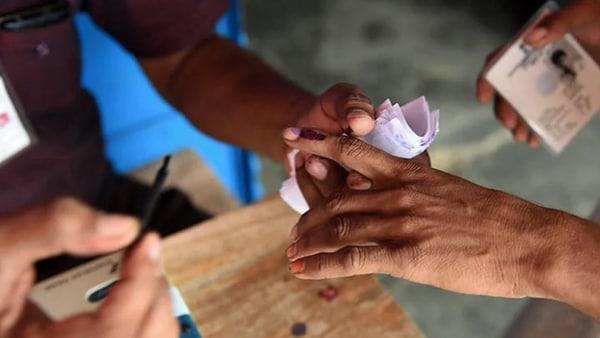 Zila Panchayat Chairman Election 2021: Uttar Pradesh Panchayati Raj Department announced date Zila Panchayat Chairman Election 2021: Uttar Pradesh Panchayati Raj Department announced date